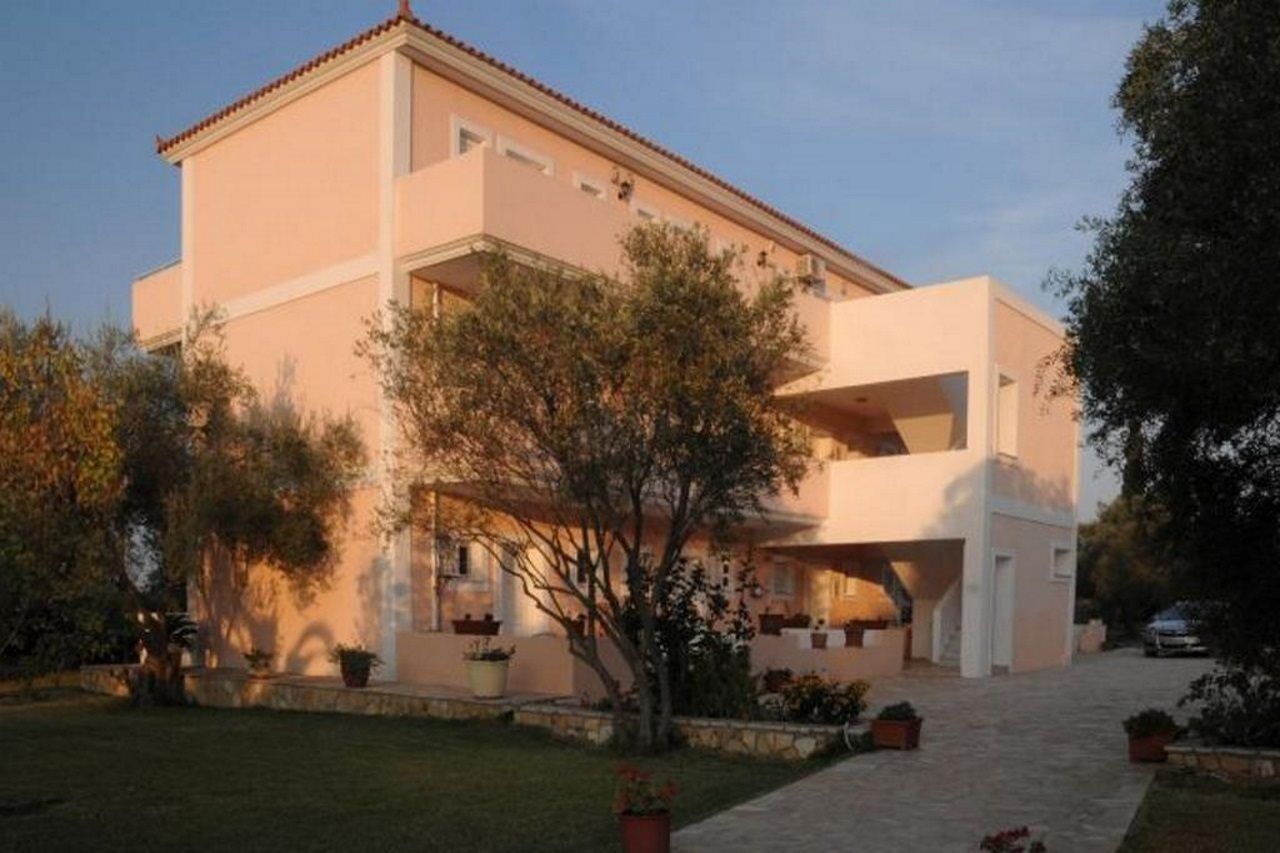 Helena'S Studios Livathos  Εξωτερικό φωτογραφία